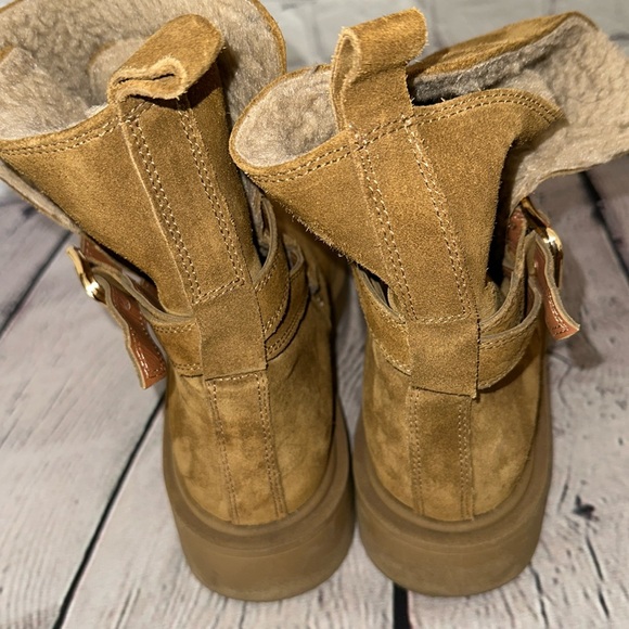 Zara Woman’s EU 39 US size 8 Genuine Suede and Faux Fur Boots - Picture 9 of 16